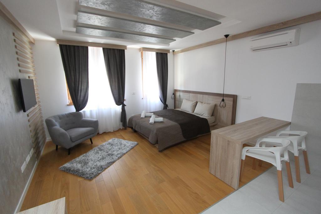 New Belgrade Apartments Magnetic, Parking 5 Evra Dan Εξωτερικό φωτογραφία